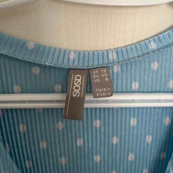 ASOS DESIGN Polka Dot Plisse Mini Tea Dress in Baby Blue - Picture 7 of 7